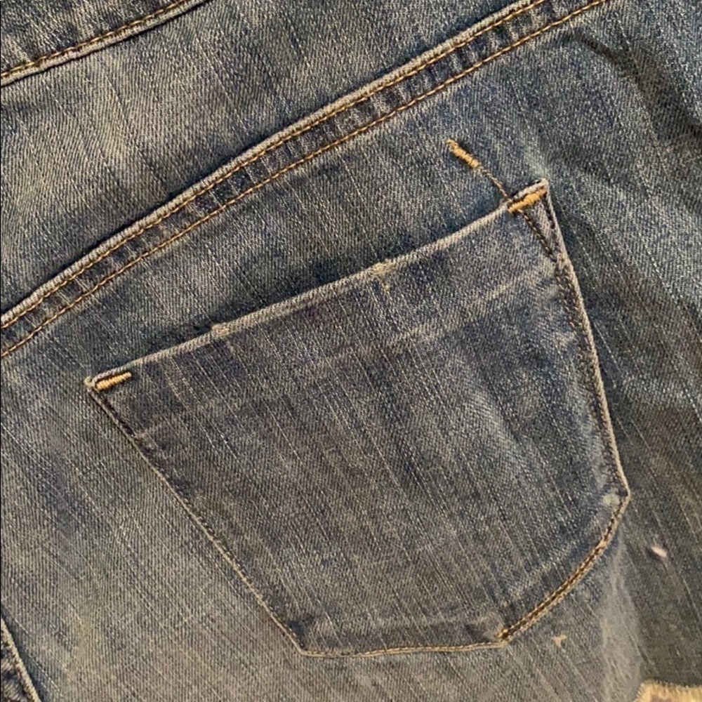 Mossimo HighRise Frayed Button Up Denim Shorts​​​​​​​​​ - Picture 10 of 12